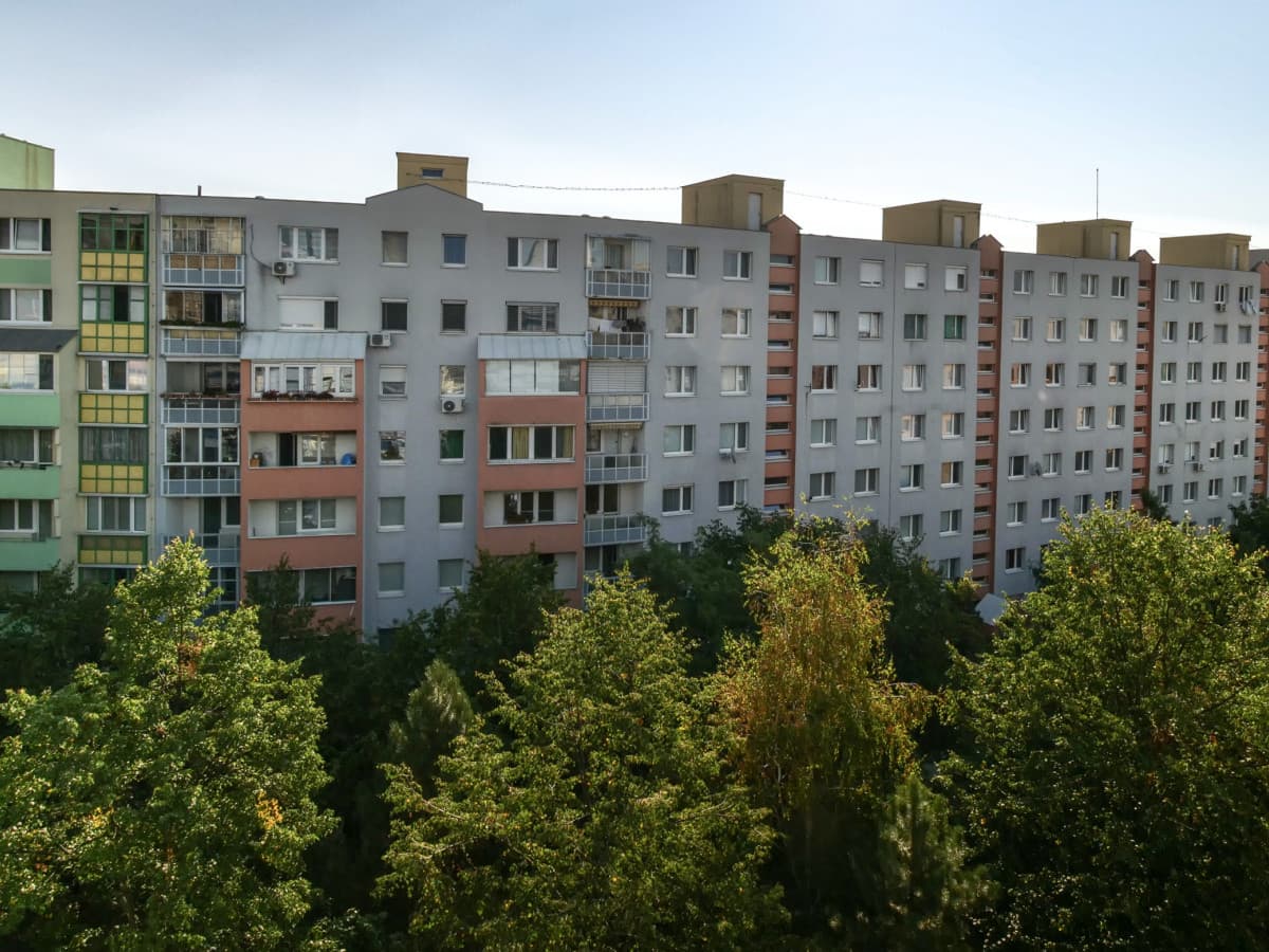 Pre konkrétneho klienta hľadáme 3 izbový byt v Petržalke